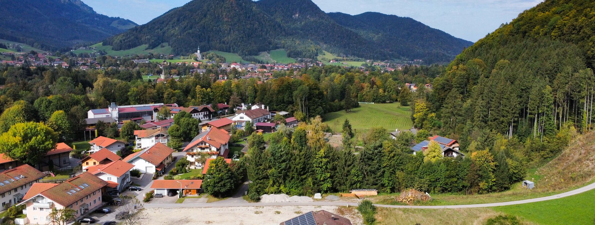 Bergblick - Ruhpolding - St Valentin  | © HausBauHaus GmbH Traunstein